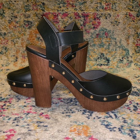 Mossimo Supply Co. Shoes - 5/$25 Mossimo Heels